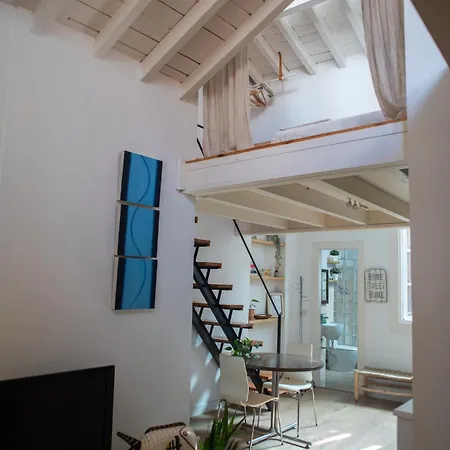 Apartamento Cozy & Quiet In The Center Málaga