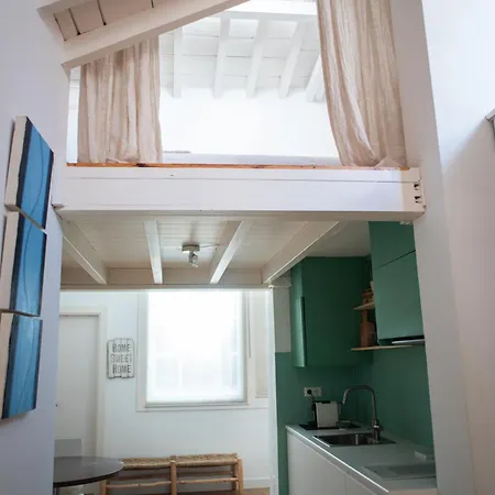 Cozy & Quiet In The Center Apartamento