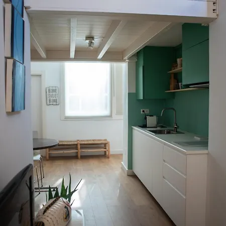 Apartamento Cozy & Quiet In The Center Málaga